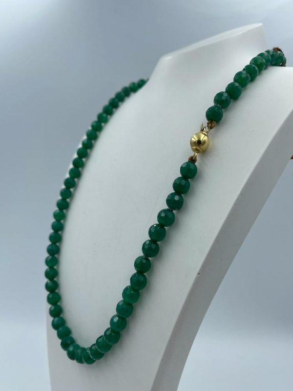 Collana di Agata verde faccettata con chiusura in oro