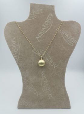 Collana con pendente in argento con finitura in oro 23 kt