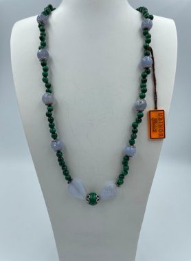 Collana di sfere di malachite e gocce di calcedonio