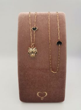 Collana in argento con finitura rosa e smalto